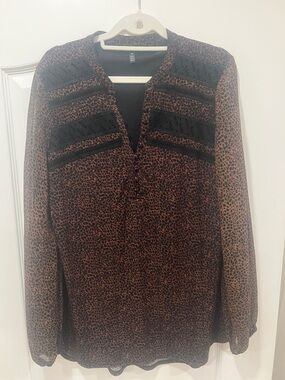 Brown Leopard Print V-Neck Long Sleeve Top with Black Lace Insets